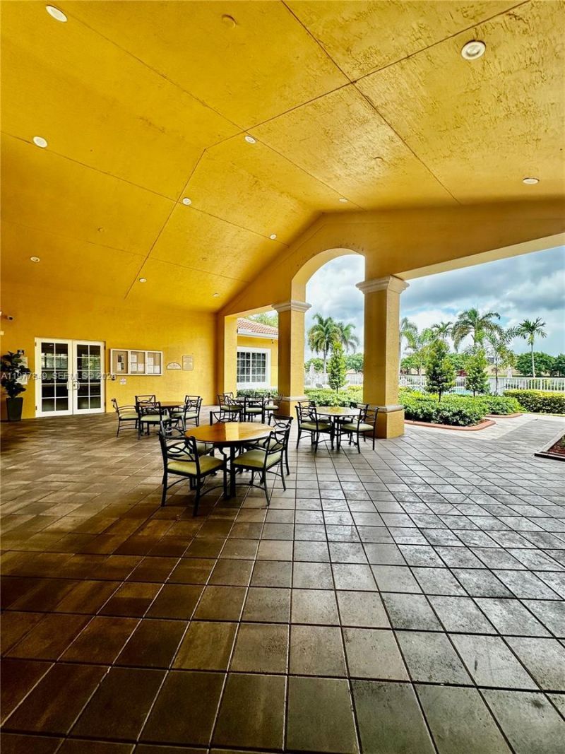 13391 SW 42nd St, Miramar, FL 33027 Photo