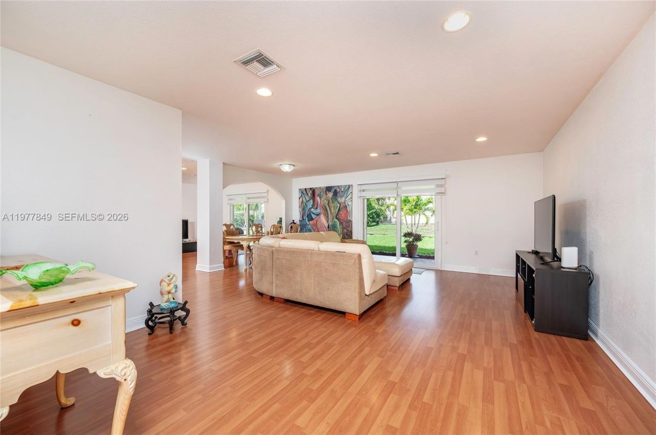 13391 SW 42nd St , Miramar, FL 33027 Photo