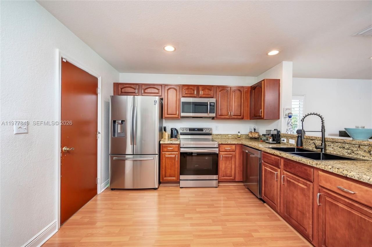 13391 SW 42nd St, Miramar, FL 33027 Photo