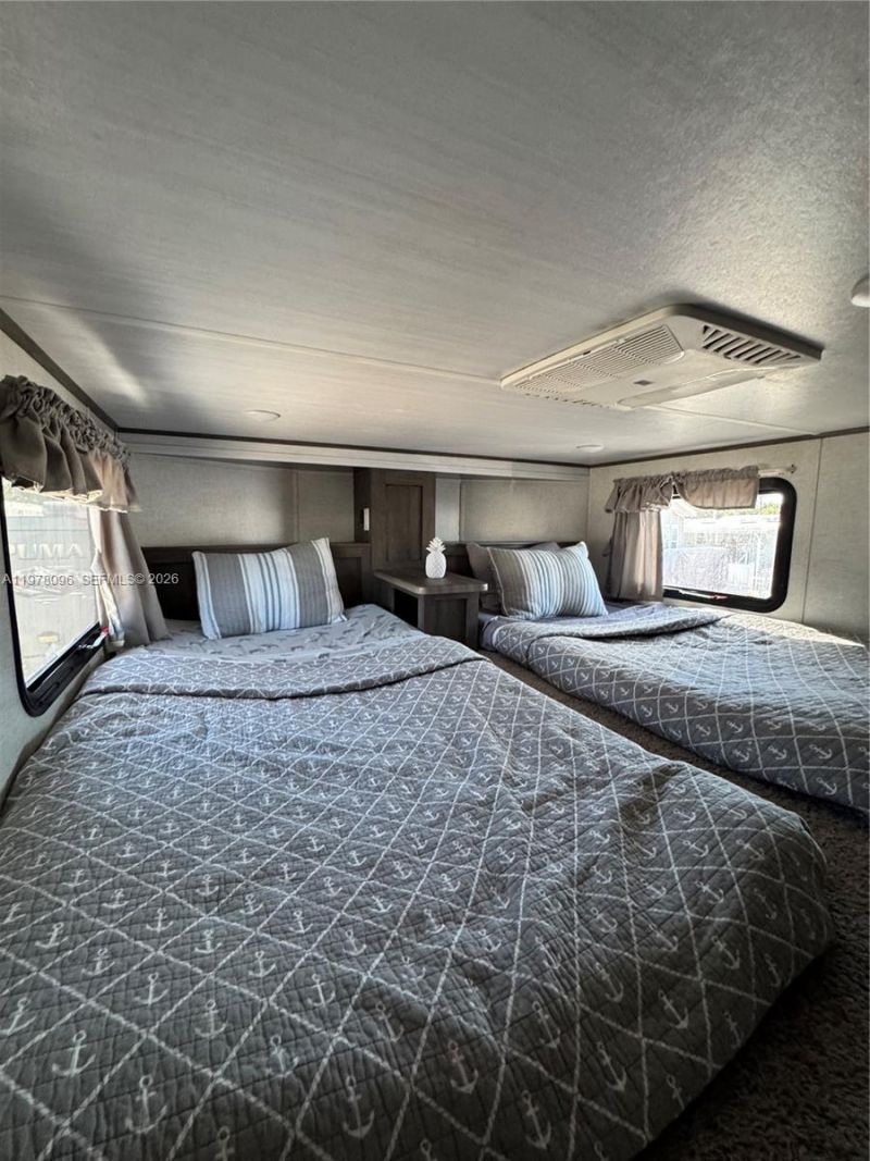 325 Calusa St , Key Largo, FL 33037 Photo