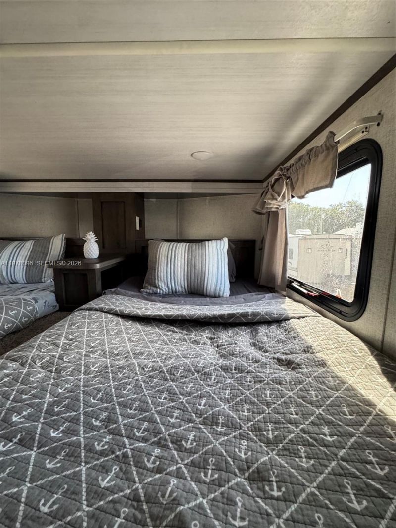 325 Calusa St , Key Largo, FL 33037 Photo