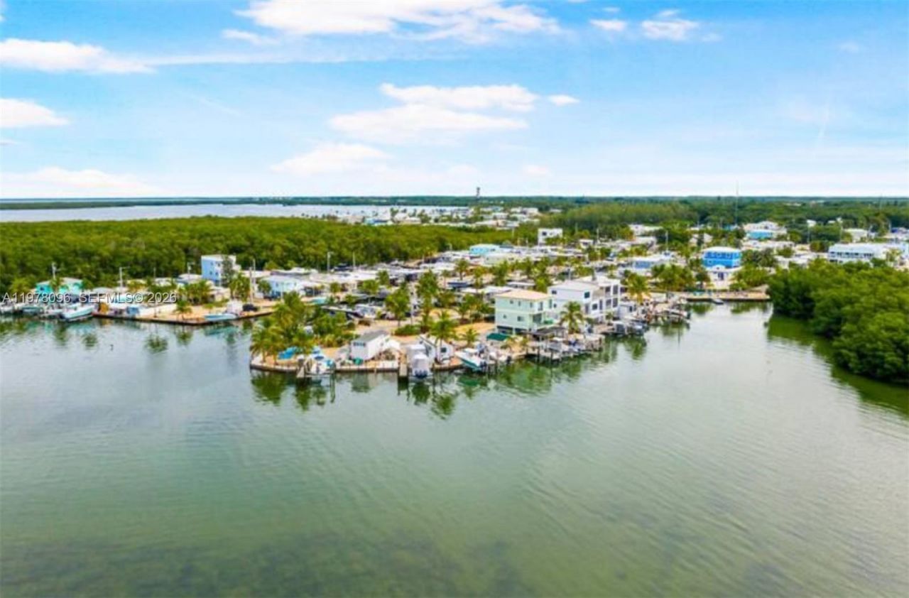 325 Calusa St , Key Largo, FL 33037 Photo