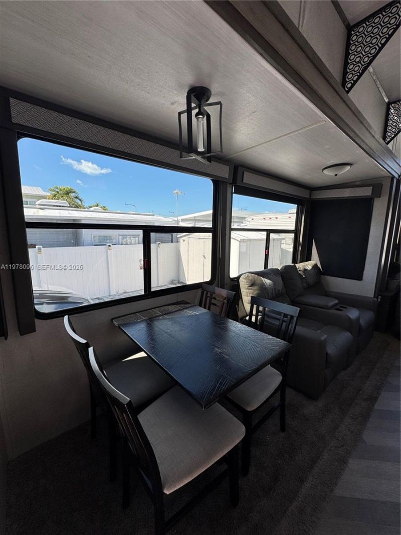 325 Calusa St , Key Largo, FL 33037 Photo