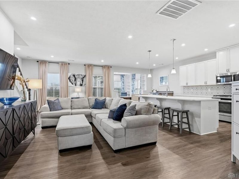 2131 W Schmidt Drive, Beavercreek Township, OH 45434 Photo 10