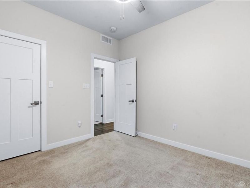 2131 W Schmidt Drive, Beavercreek Township, OH 45434 Photo 23