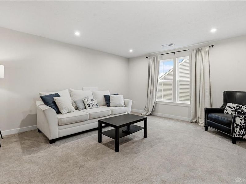 2131 W Schmidt Drive, Beavercreek Township, OH 45434 Photo 32