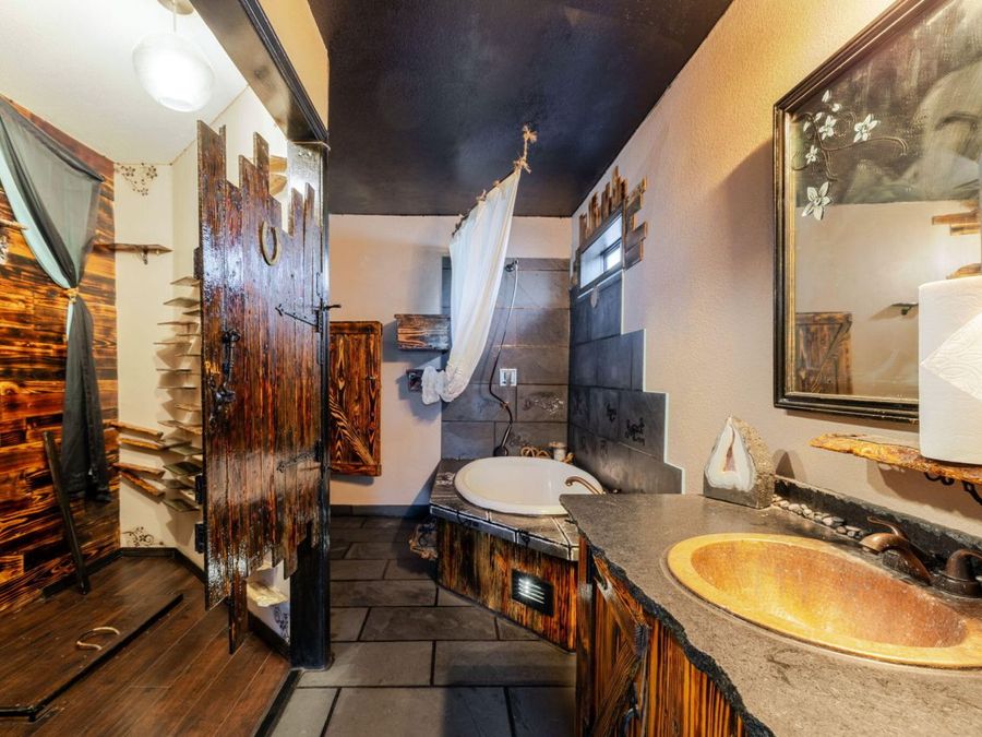 Property Image 38