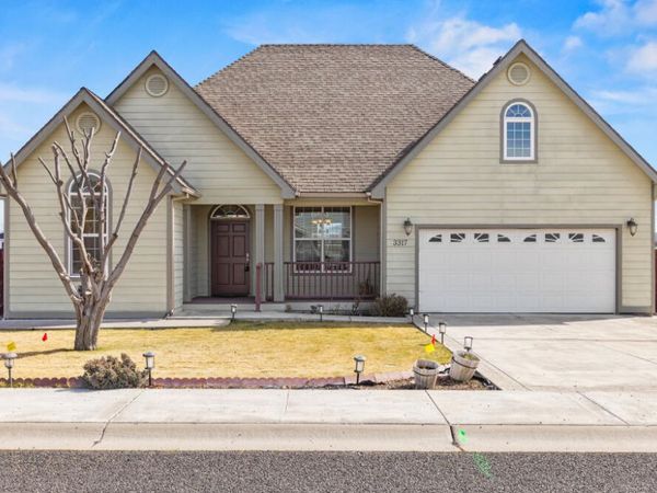 3317 Barnes Way, Klamath Falls, OR 97603