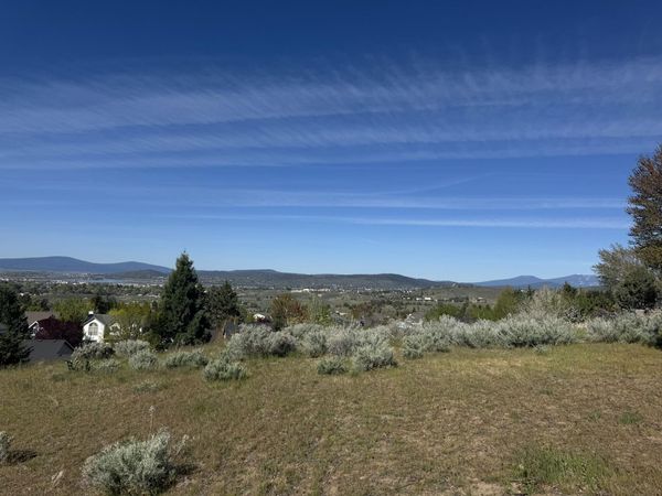 5821 Havencrest Drive, Klamath Falls, OR 97603