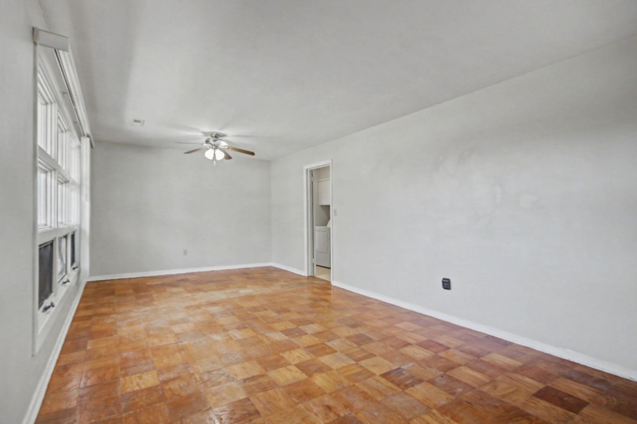 3787 Sweetgum St. Photo 6