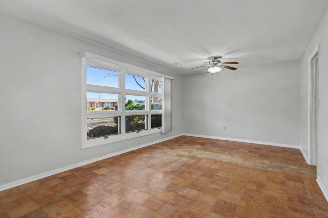 3787 Sweetgum St. Photo 7