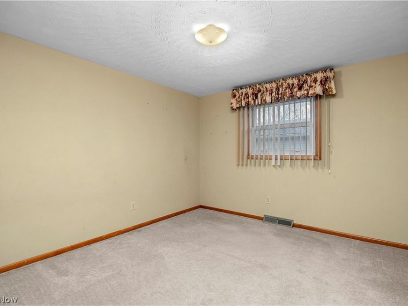 1820 W 36th Street, Lorain, OH 44053 Photo 18