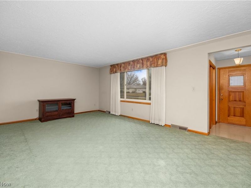 1820 W 36th Street, Lorain, OH 44053 Photo 3