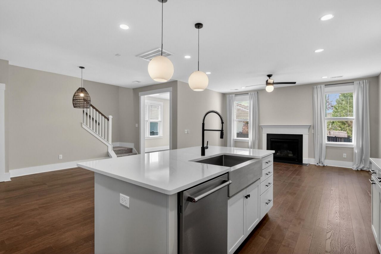 2081 Utsey Street Photo 17