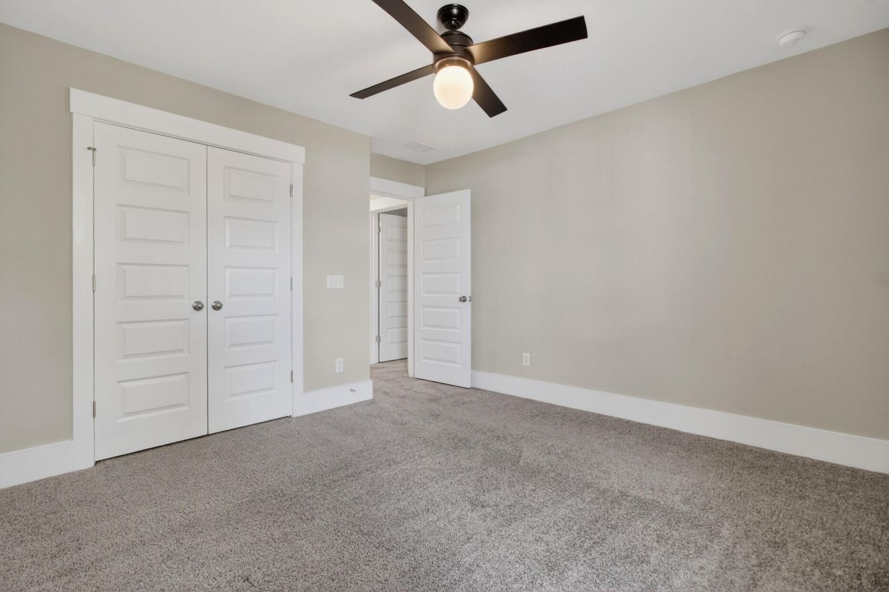 2081 Utsey Street Photo 38