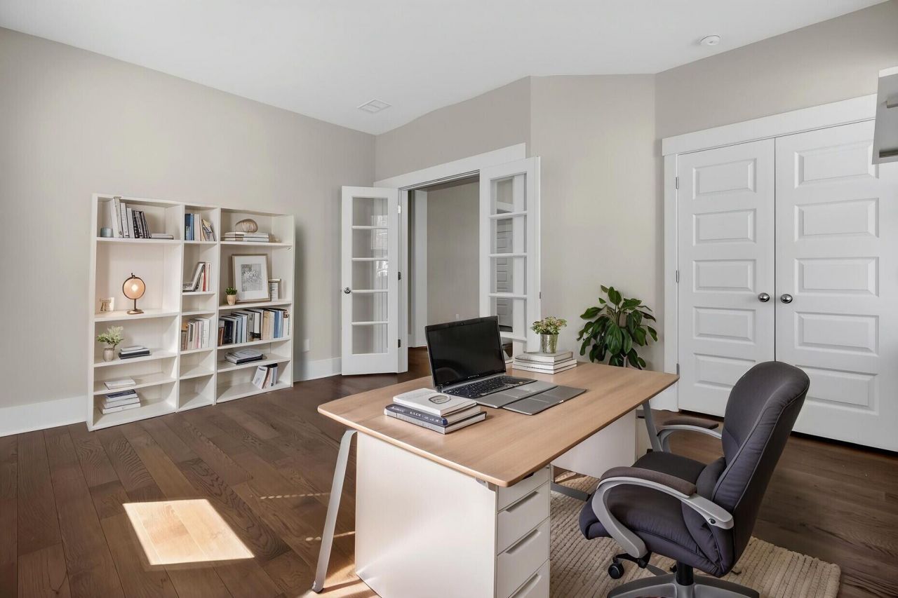 2081 Utsey Street Photo 8