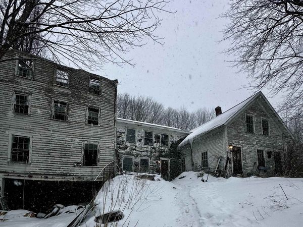 275 Turnpike Road, New Ipswich, NH 03071