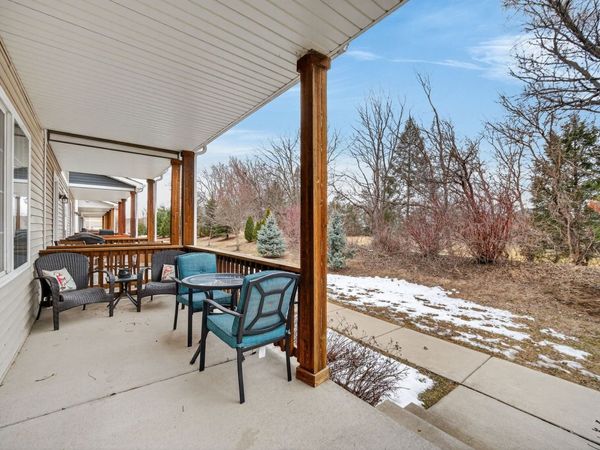 535 Canterbury Place, Norwalk, IA 50211