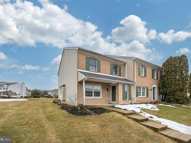 1242 PINE RIDGE DRIVE, PERKIOMENVILLE, PA 18074