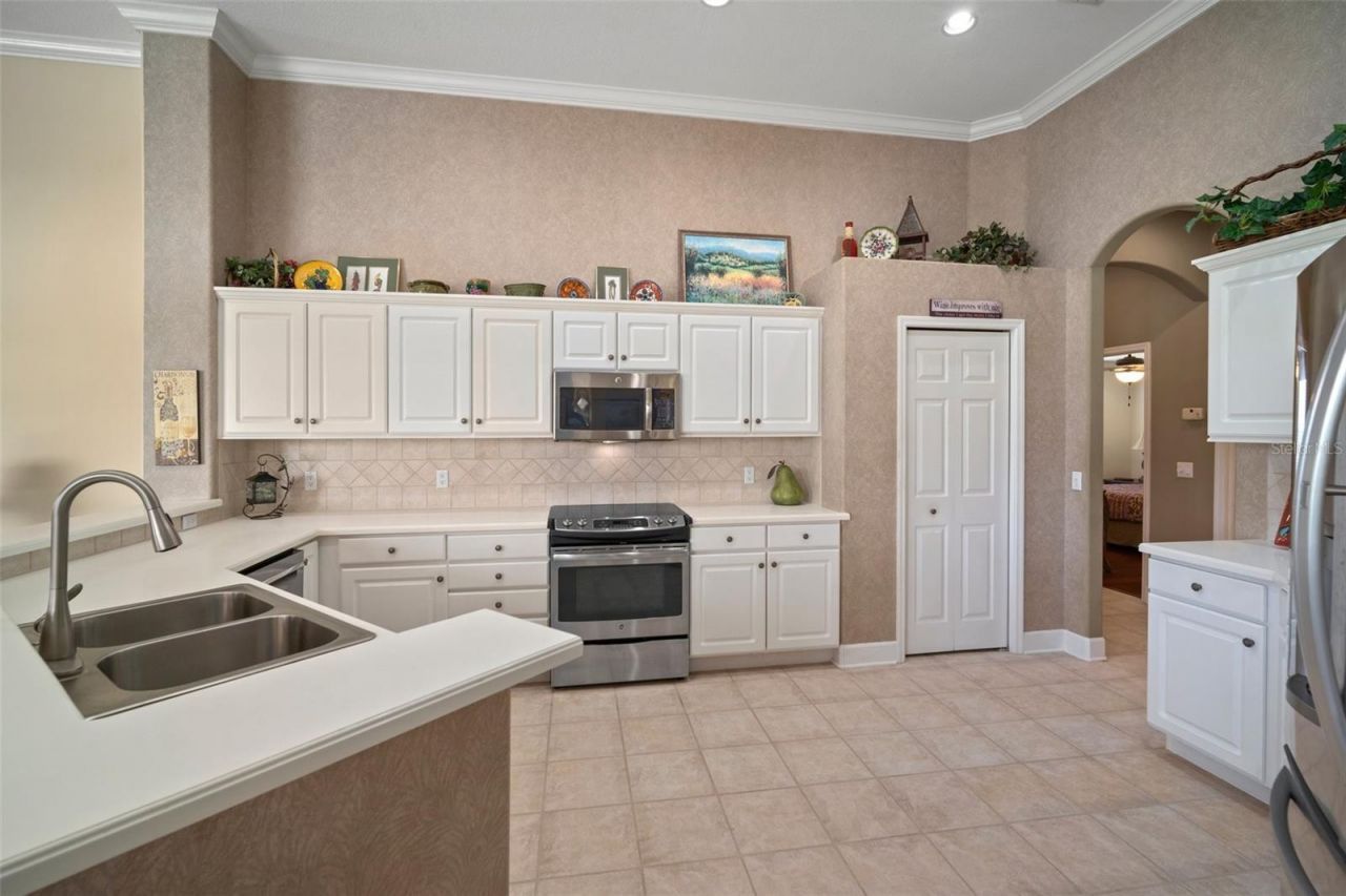 3302 Cypress Landing Drive, Valrico, FL 33596 Photo