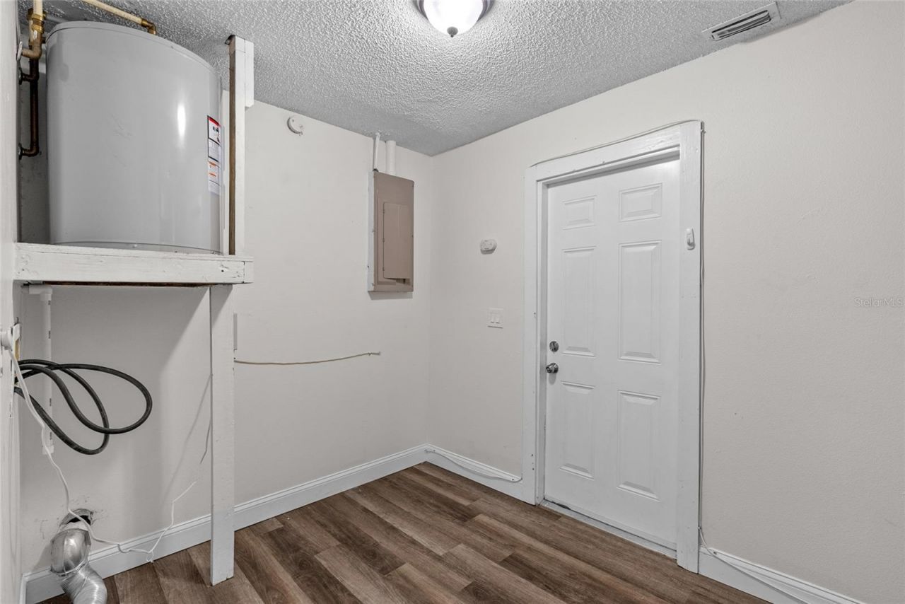 4926 Haines Road N, Saint Petersburg, FL 33714 Photo