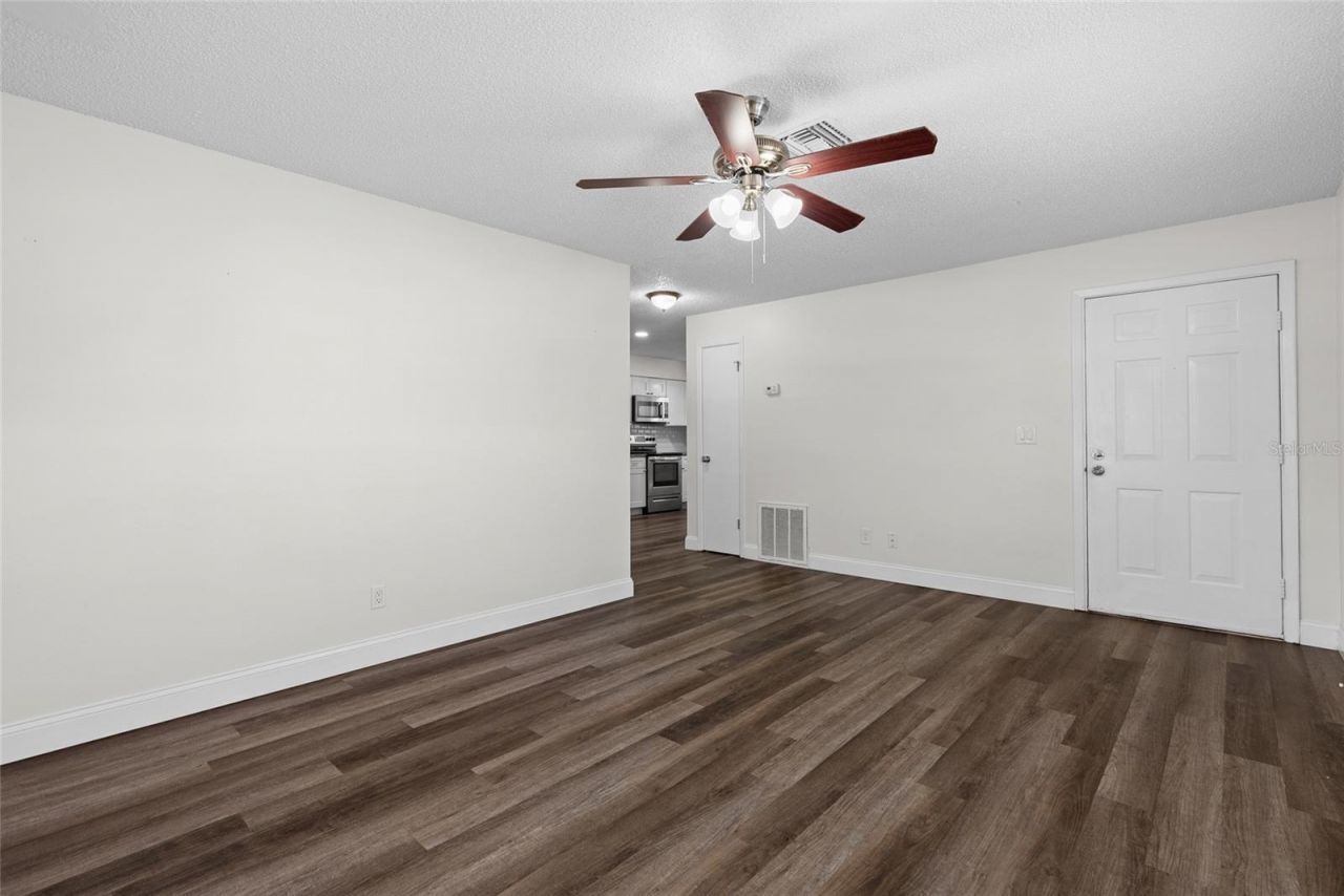 4926 Haines Road N, Saint Petersburg, FL 33714 Photo