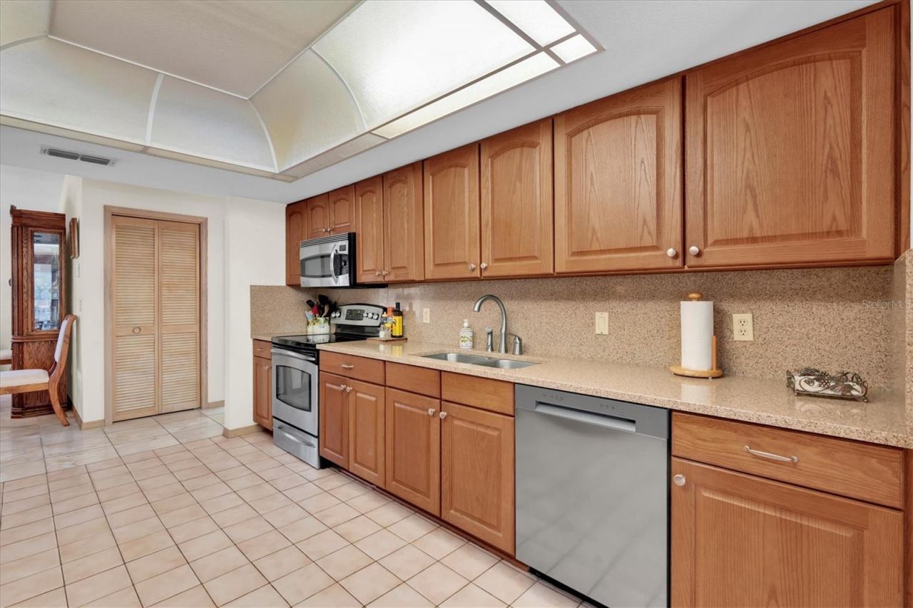 8823 Crescent Forest Boulevard , New Port Richey, FL 34654 Photo