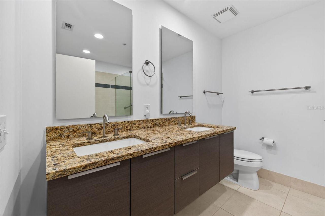 175 1st Street S, Unit 404, Saint Petersburg, FL 33701 Photo