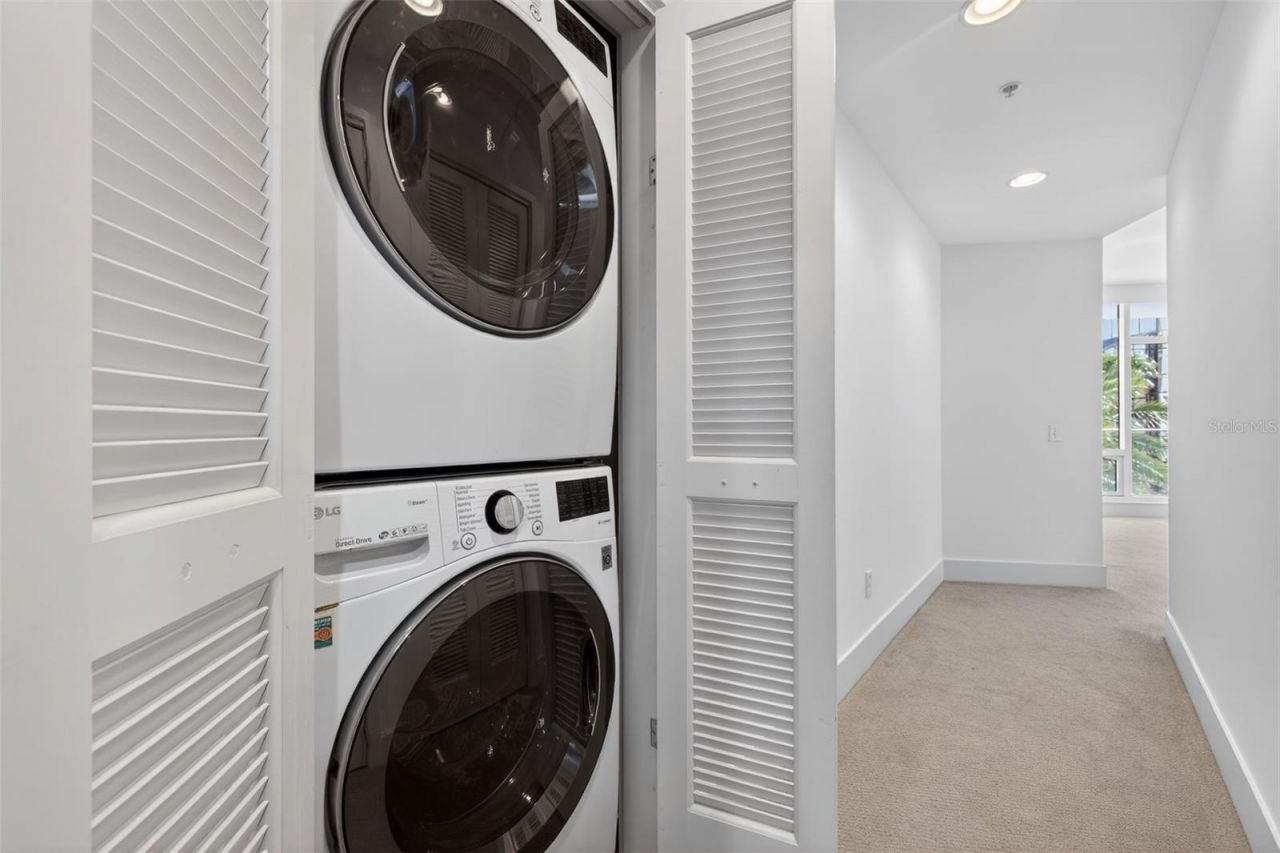 175 1st Street S, Unit 404, Saint Petersburg, FL 33701 Photo