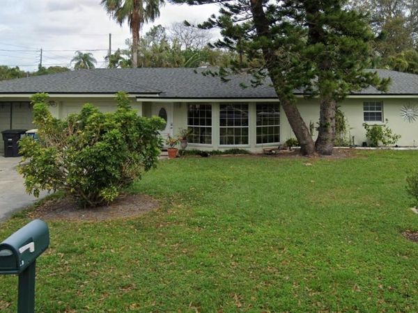 1806 BEVERLY CIRCLE N, CLEARWATER, FL 33764