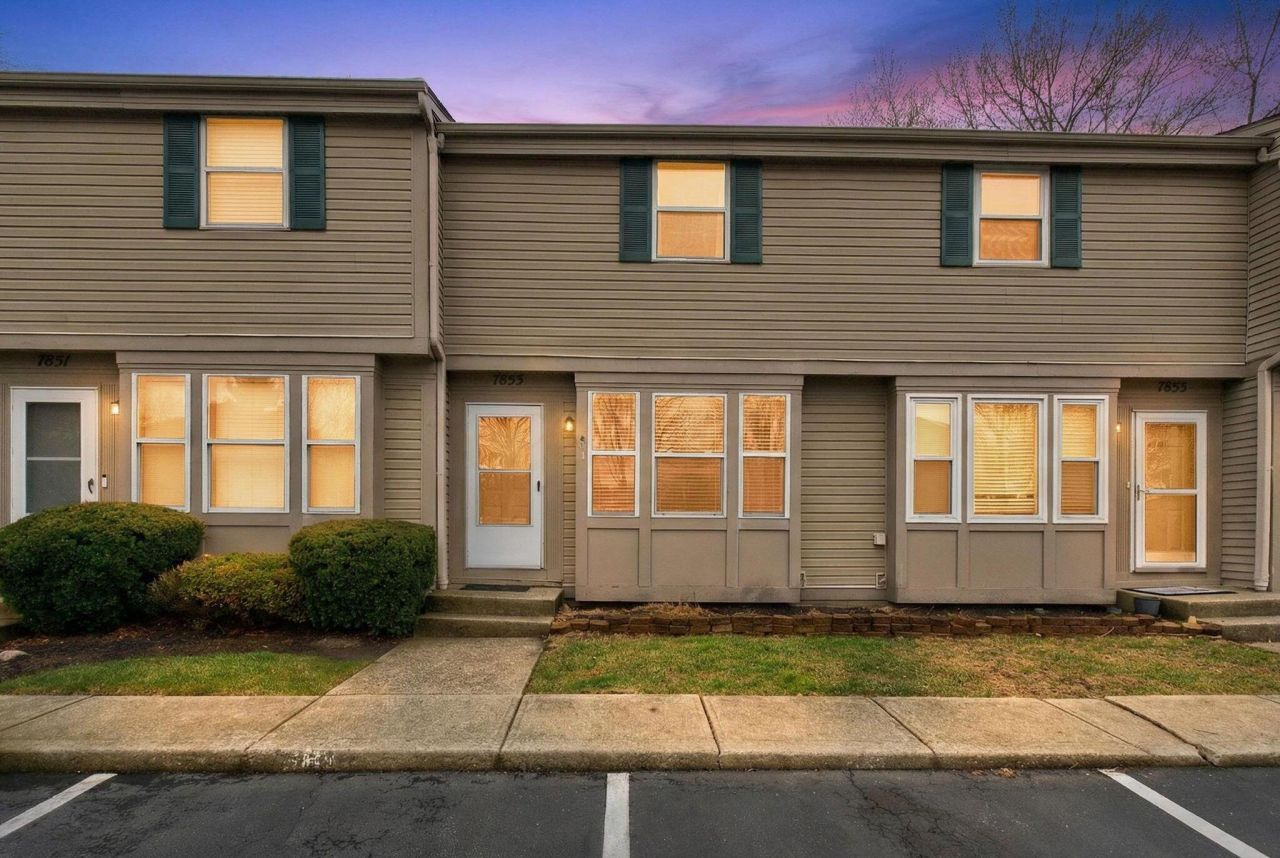 7853 Barkwood Drive, Worthington, OH 43085 Main Photo