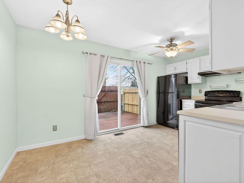 7853 Barkwood Drive, Columbus, OH 43085 Photo 14