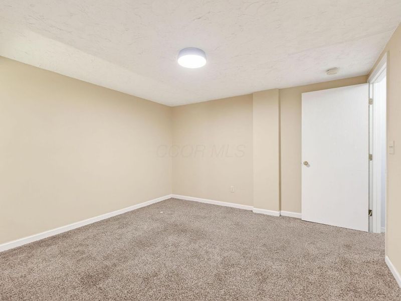 7853 Barkwood Drive, Columbus, OH 43085 Photo 34