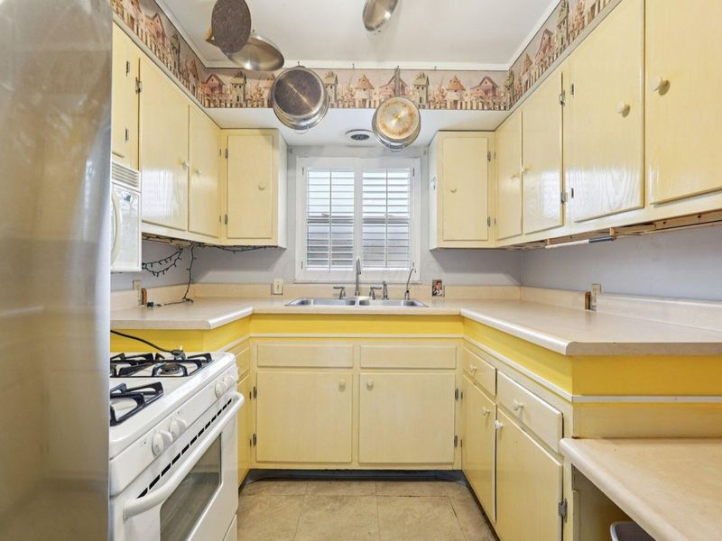 1173 Woodbrook Circle W, Unit A (Unit#56, Columbus, OH 43223 Photo 9