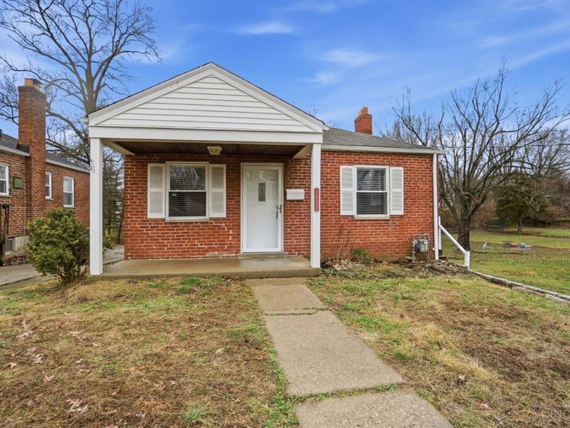 3935 Carrie Avenue, Cheviot, OH 45211 Photo 1