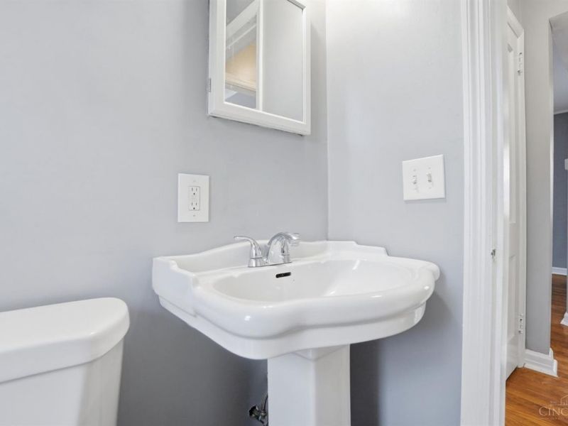 3935 Carrie Avenue, Cheviot, OH 45211 Photo 24