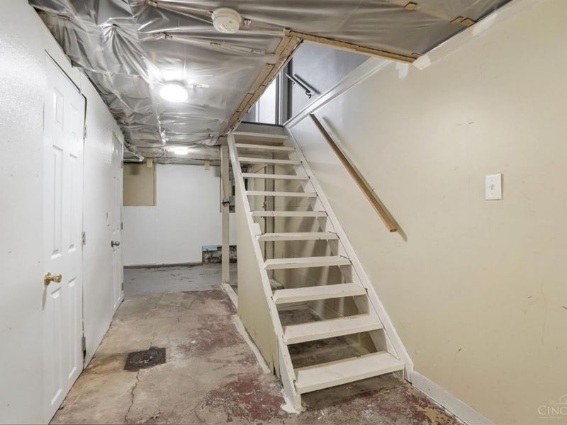 3935 Carrie Avenue, Cheviot, OH 45211 Photo 29