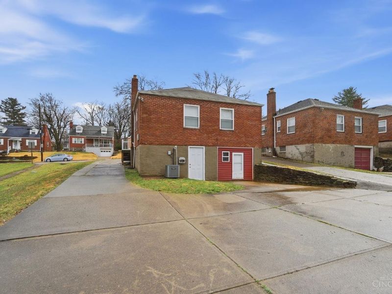 3935 Carrie Avenue, Cheviot, OH 45211 Photo 39