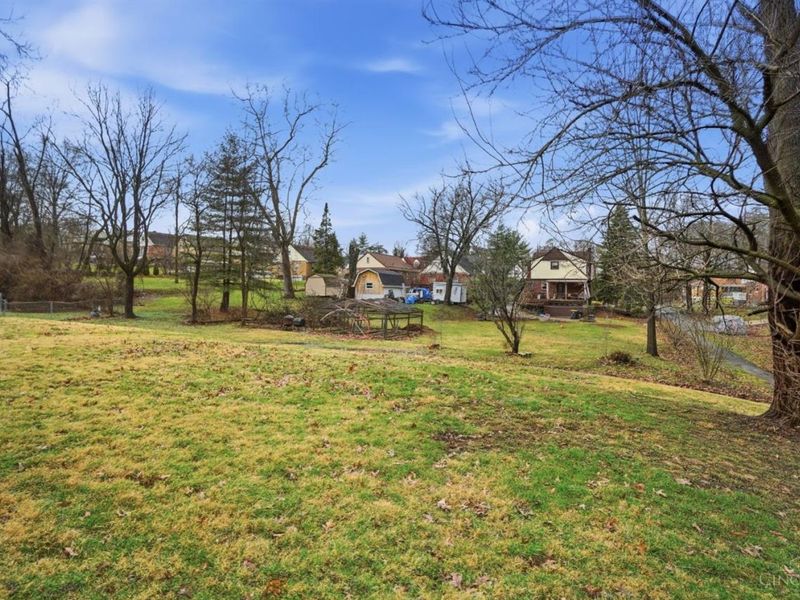 3935 Carrie Avenue, Cheviot, OH 45211 Photo 40