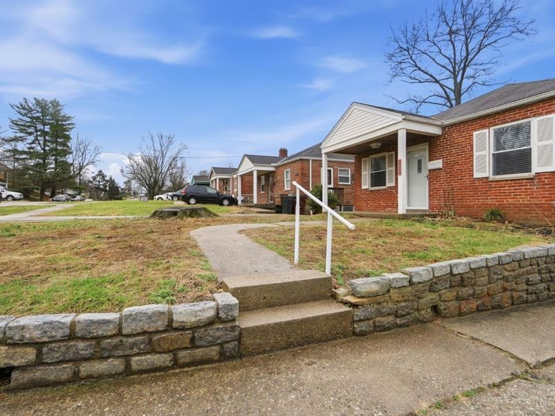 3935 Carrie Avenue, Cheviot, OH 45211 Photo 5