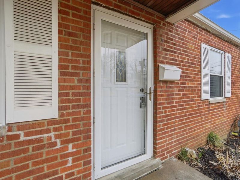 3935 Carrie Avenue, Cheviot, OH 45211 Photo 9