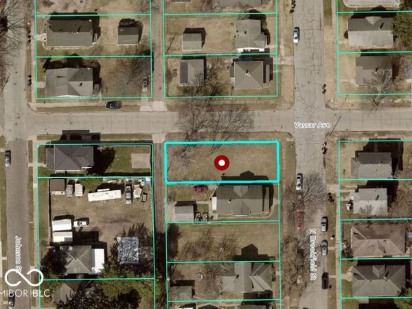 1049 N Brookfield Street, South Bend, IN 46628