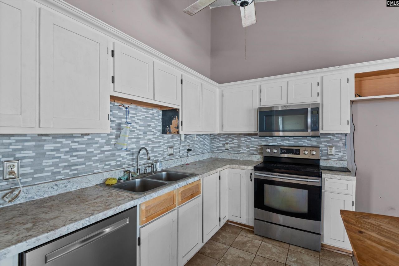 196 Bill Williamson Court Photo 8