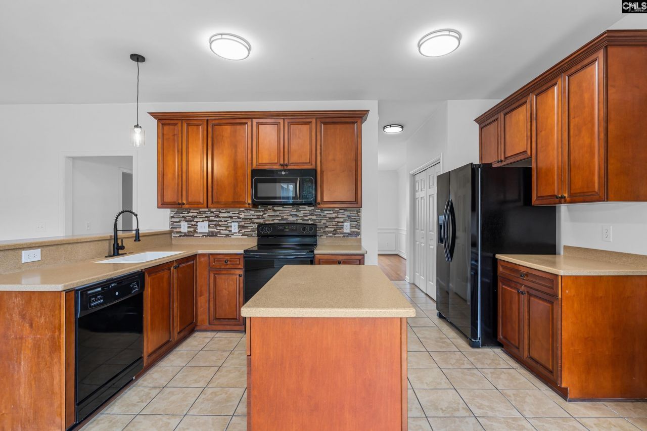 535 Batty Way Photo 11