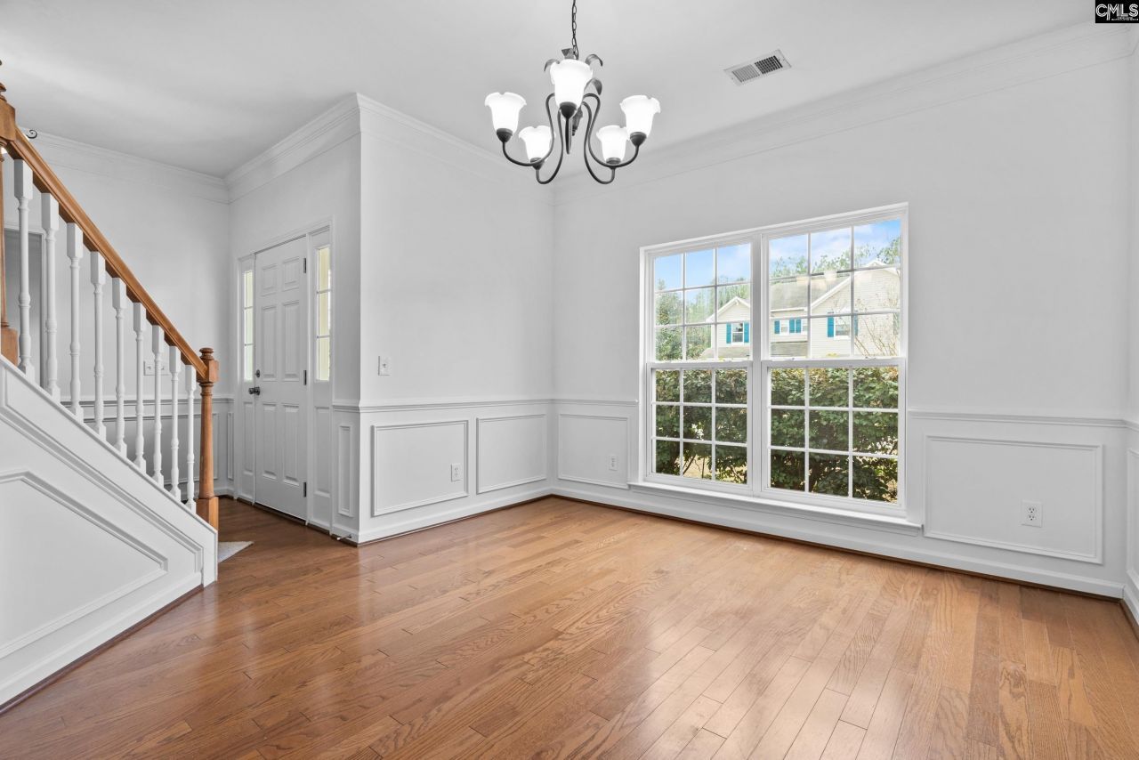 535 Batty Way Photo 17