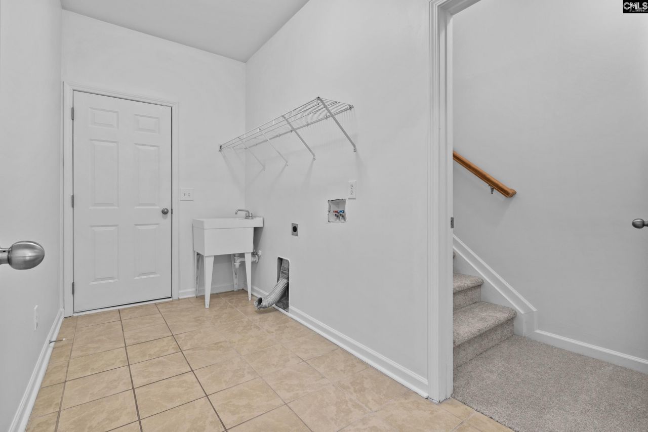 535 Batty Way Photo 22