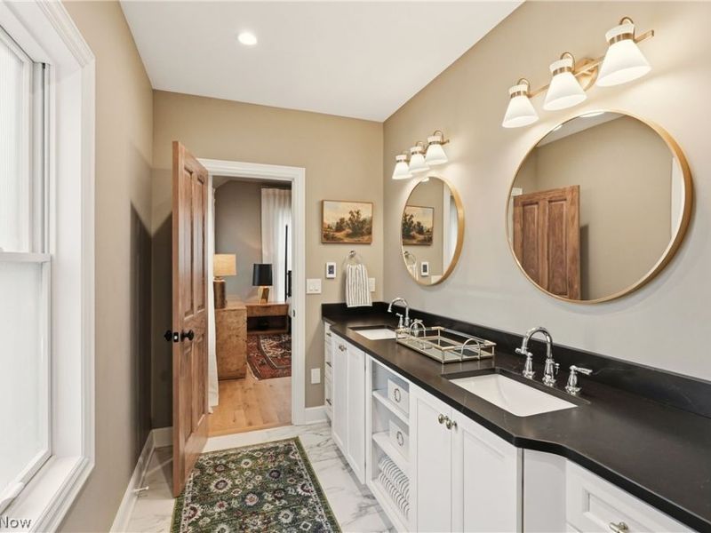 81 Hall Street, Chagrin Falls, OH 44022 Photo 17