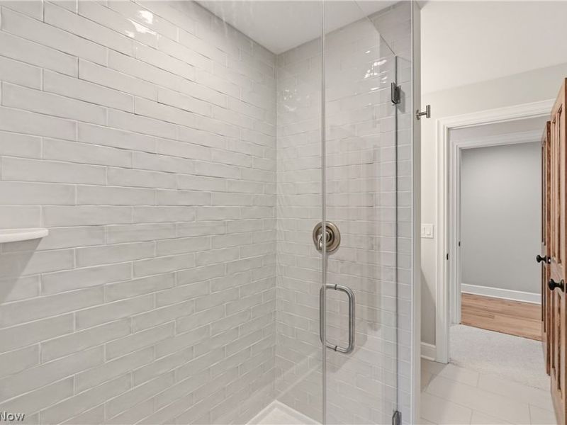 81 Hall Street, Chagrin Falls, OH 44022 Photo 20