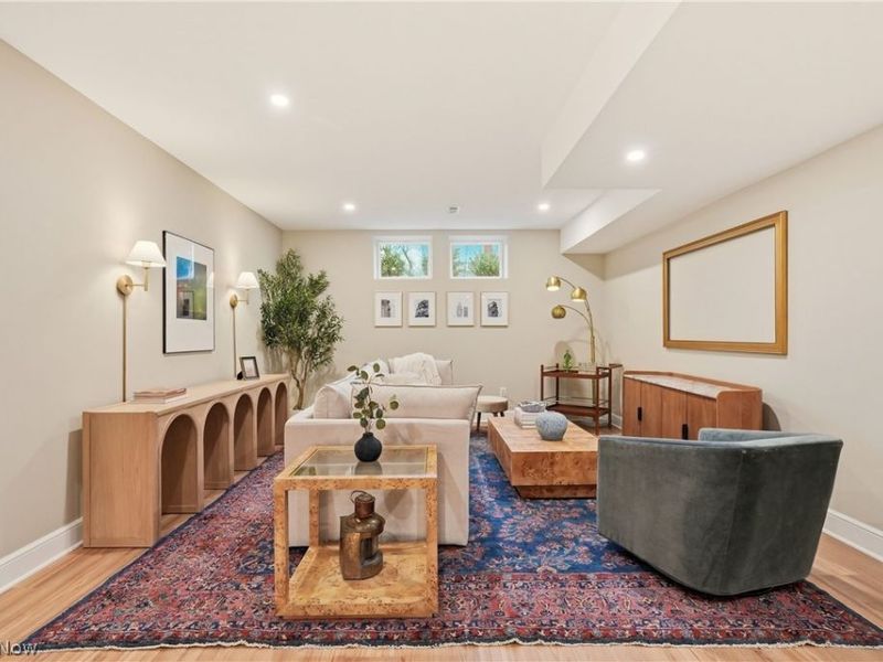 81 Hall Street, Chagrin Falls, OH 44022 Photo 27