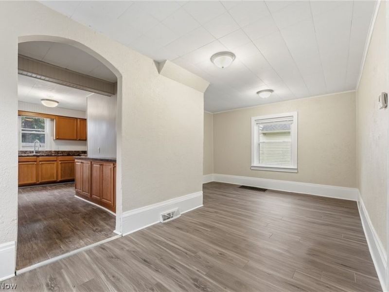 294 Plain Street, Magnolia, OH 44643 Photo 12